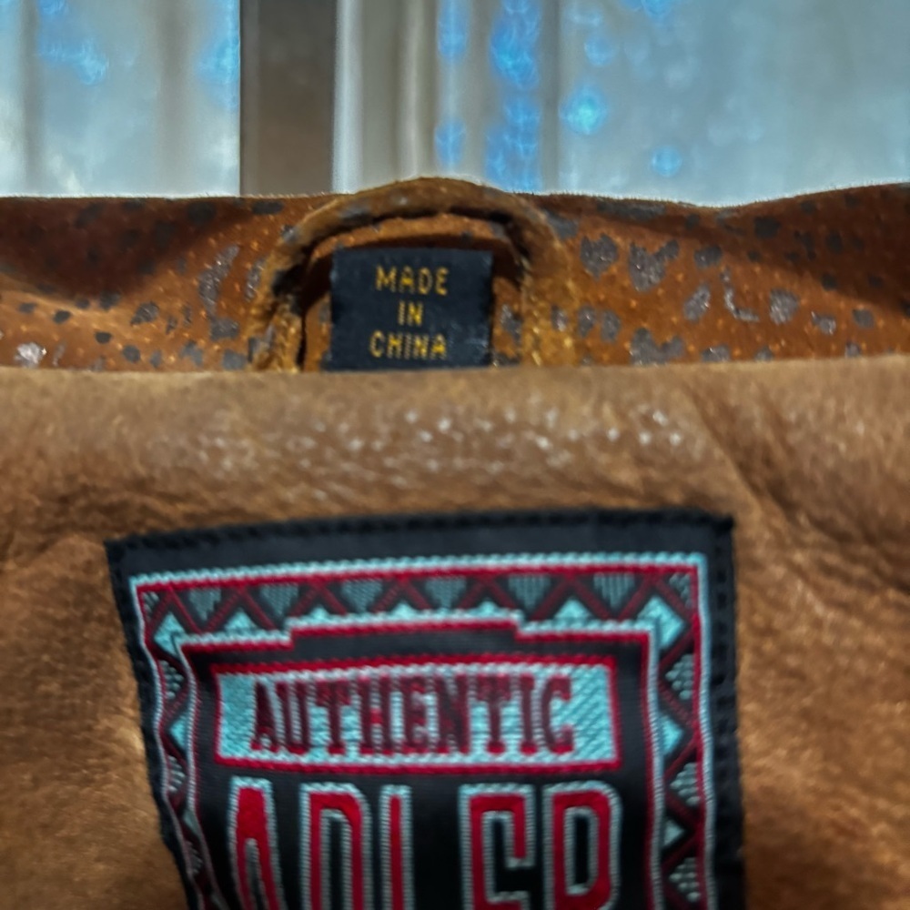 Authentic Adler Leather Jacket short waisted w/animal print & padded shoulders - Picture 12 of 16